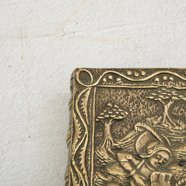 Bronze Max Le Verrier Box