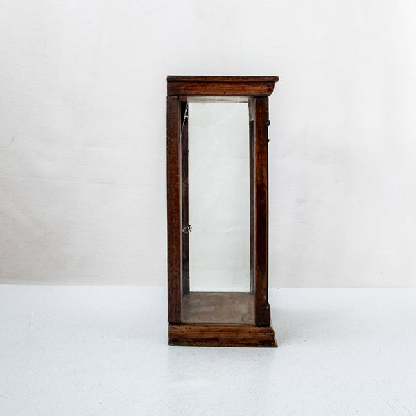 Tabletop Vitrine