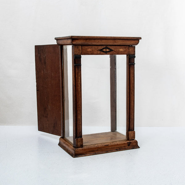 Tabletop Vitrine