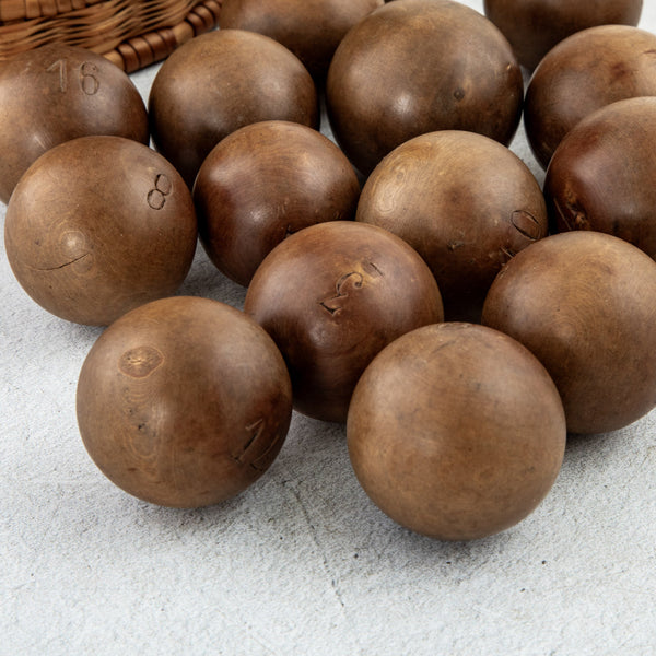 Basket with Hunting Balls