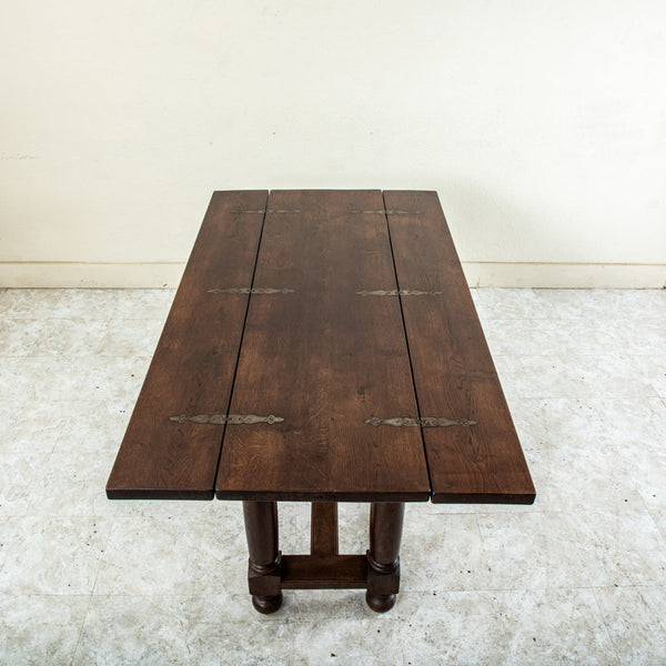 Oak Hunt Table