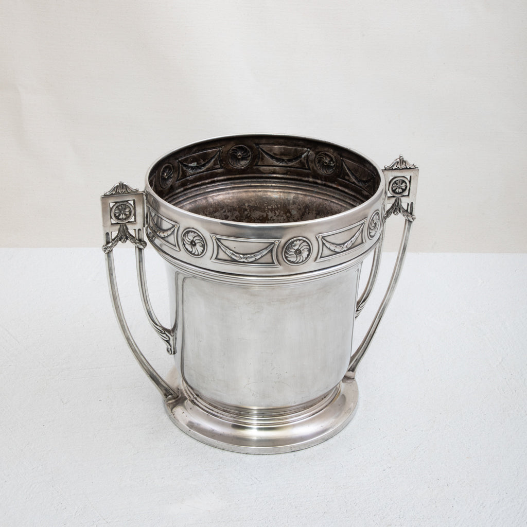 Seau a glace , Vasque Champagne taittinger art déco poignée col de cygnes | eBay Seau a glace , Vasque Champagne taittinger art déco poignée col de cygnes | eBay