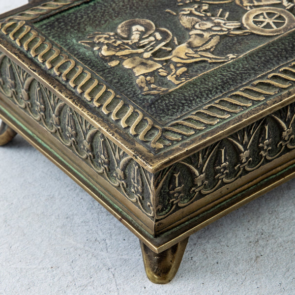 Bronze Max Le Verrier Box