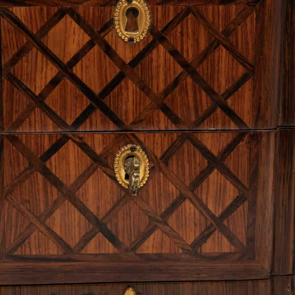 Miniature Transition Chest