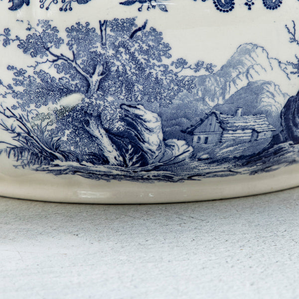 Soup Tureen With Lid