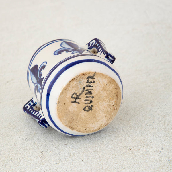 Fleur de Lys Faience Cup