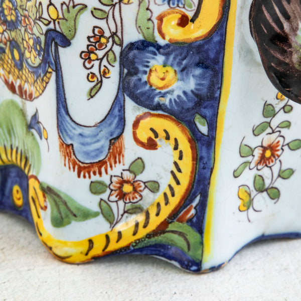 Faience de Rouen Cachepot