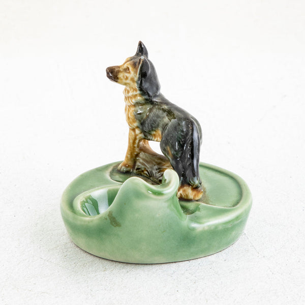 Majolica Pipe Rest
