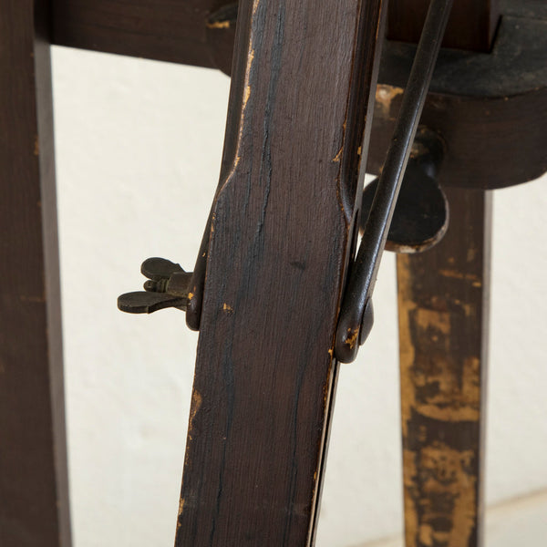 Napoleon III Floor Easel