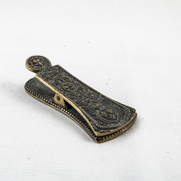 Max Le Verrier Letter Clip