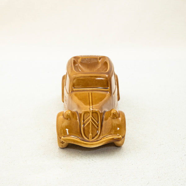 Majolica Car