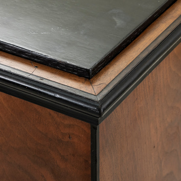 Biedermeier Column