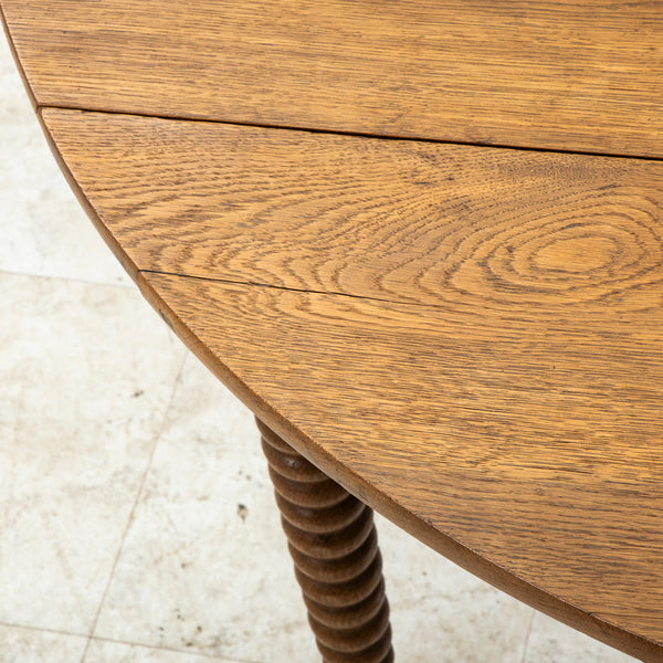 Round Oak Dining Table