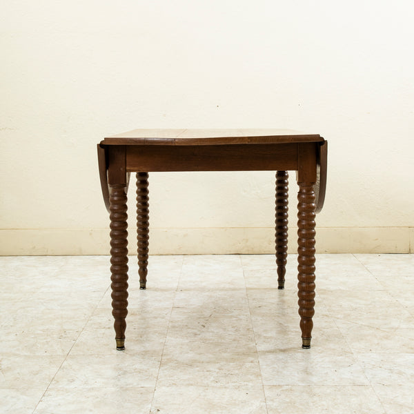 Round Oak Dining Table