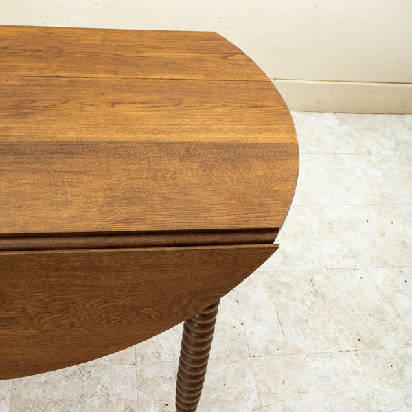 Round Oak Dining Table