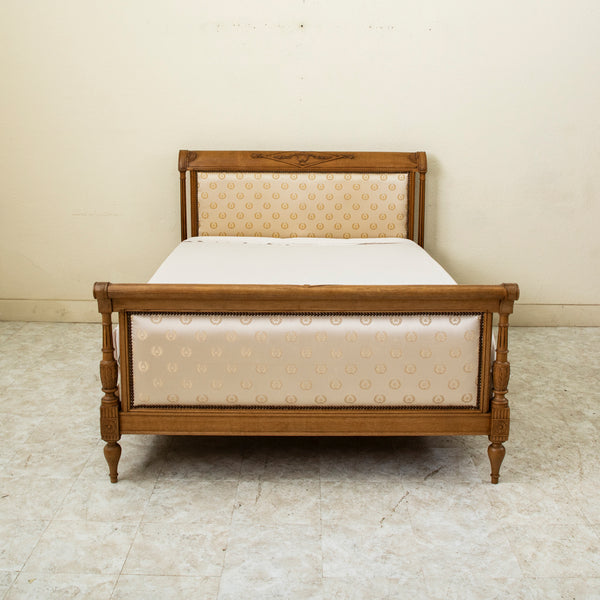 Hand Carved Oak Queen Bed