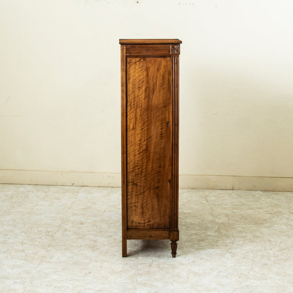 Louis XVI Vitrine