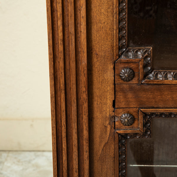Louis XVI Vitrine