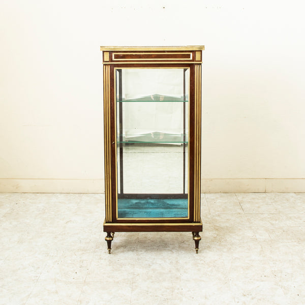 Louis XVI Vitrine