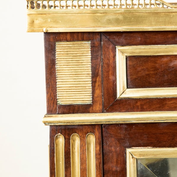 Louis XVI Vitrine