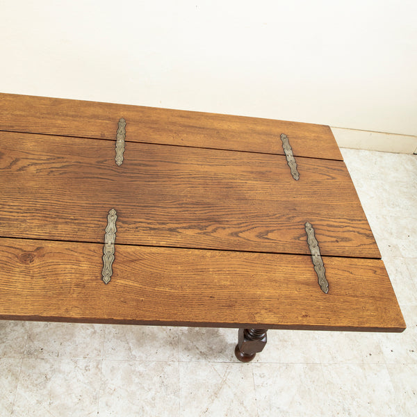 Oak Hunt Table