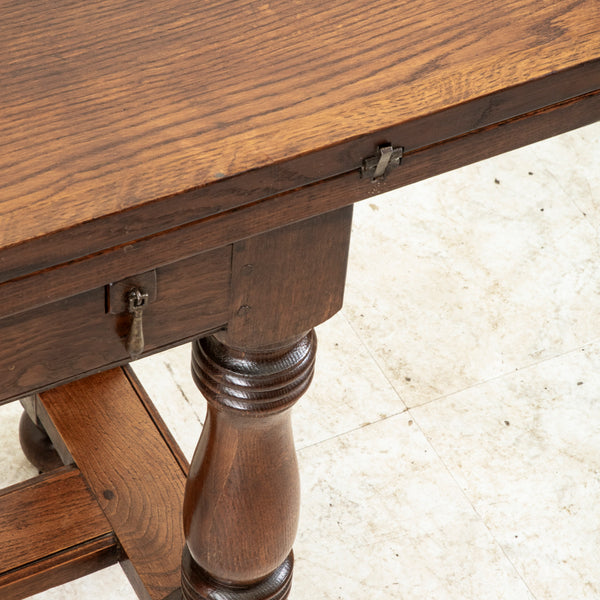 Oak Hunt Table