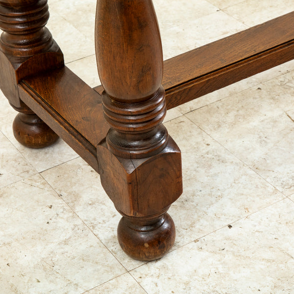 Oak Hunt Table