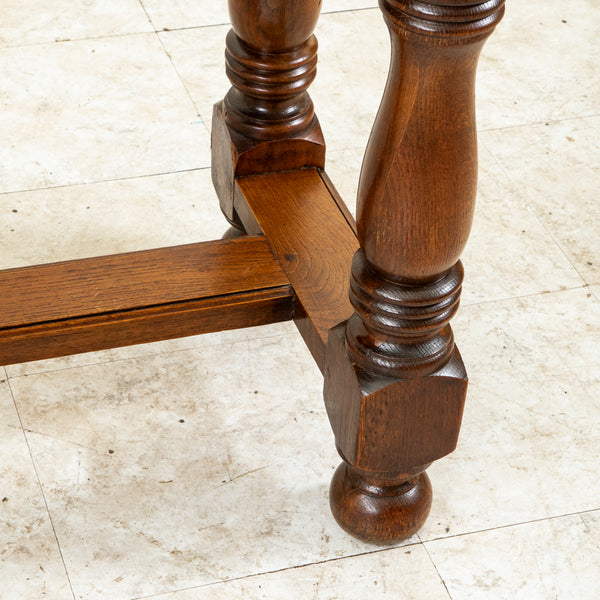 Oak Hunt Table