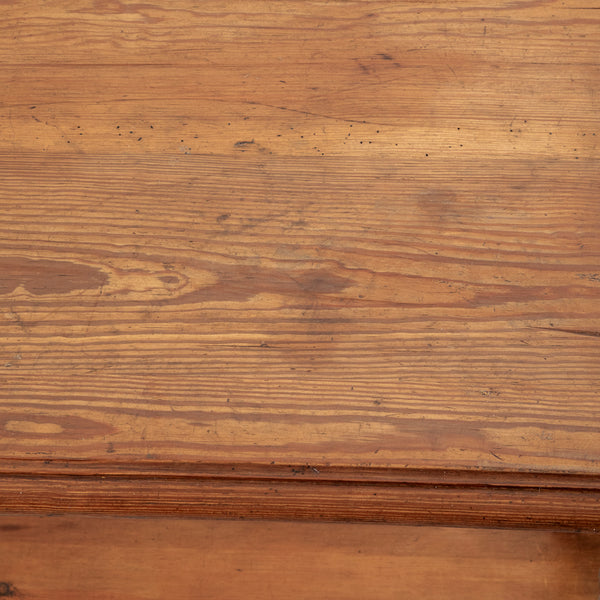 Pitch Pine Draper's Table