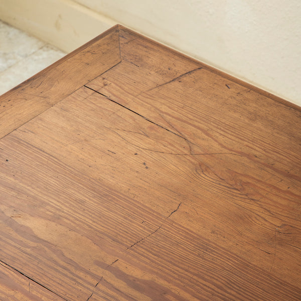 Pitch Pine Draper's Table