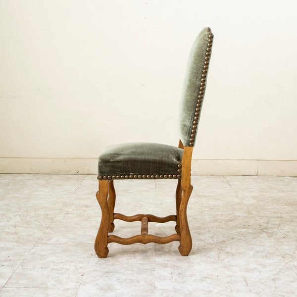 Set of Eight Mutton Leg chairs