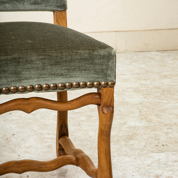 Set of Eight Mutton Leg chairs