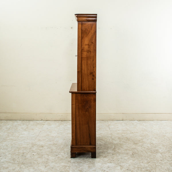 Louis Philippe Vitrine