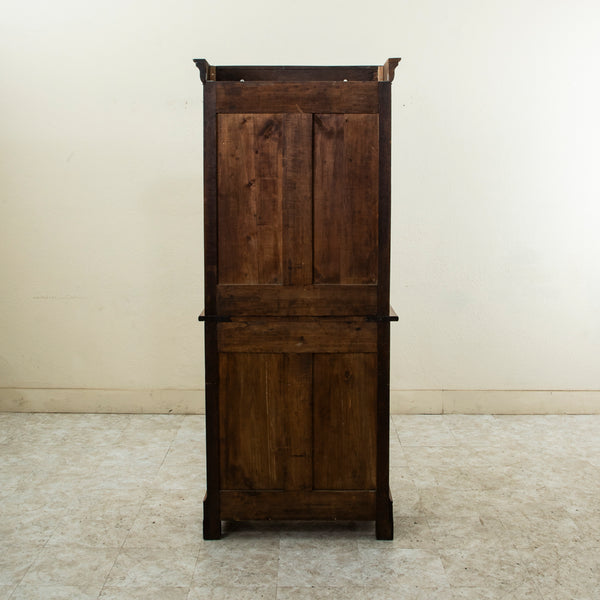 Louis Philippe Vitrine