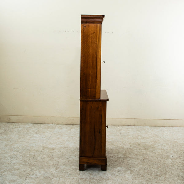 Louis Philippe Vitrine