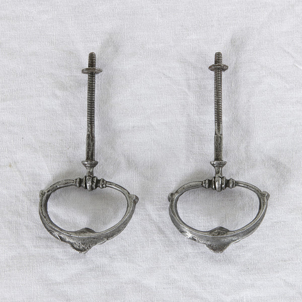 Pair of Iron Pulls