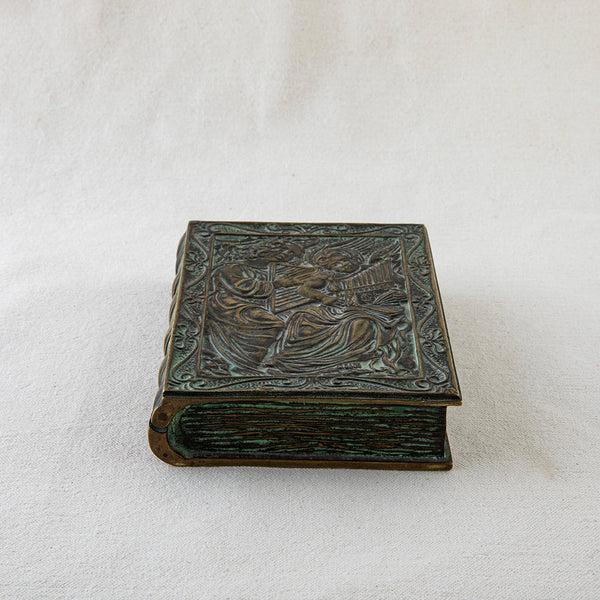 Max Le Verrier Book Box