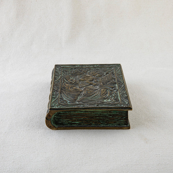 Max Le Verrier Book Box