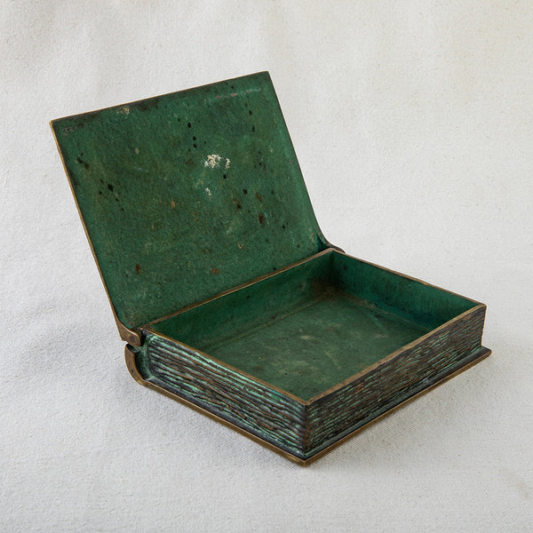 Max Le Verrier Book Box