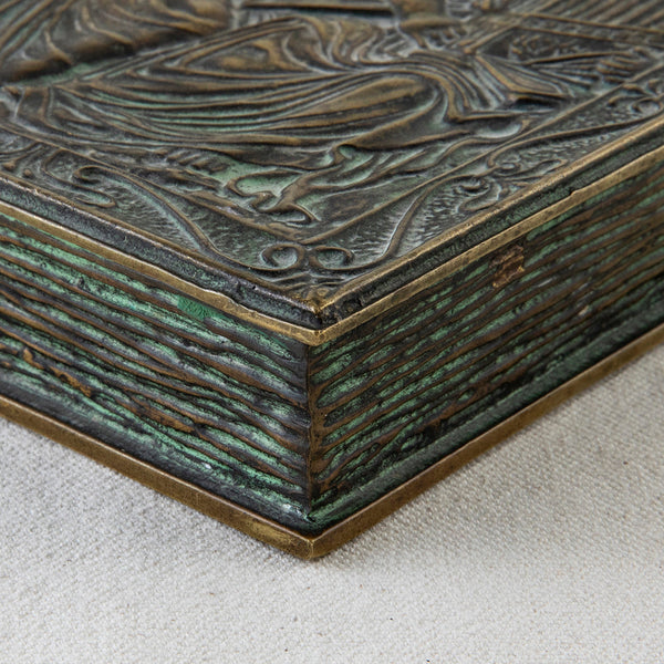 Max Le Verrier Book Box