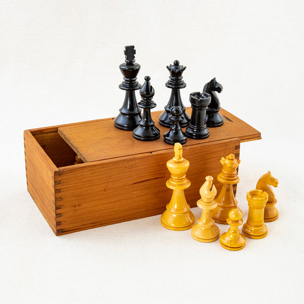 Wooden Chess Pieces